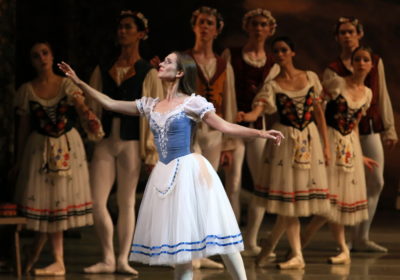 Il misticismo di Giselle nel suggestivo Teatro Mariinsky di San Pietroburgo