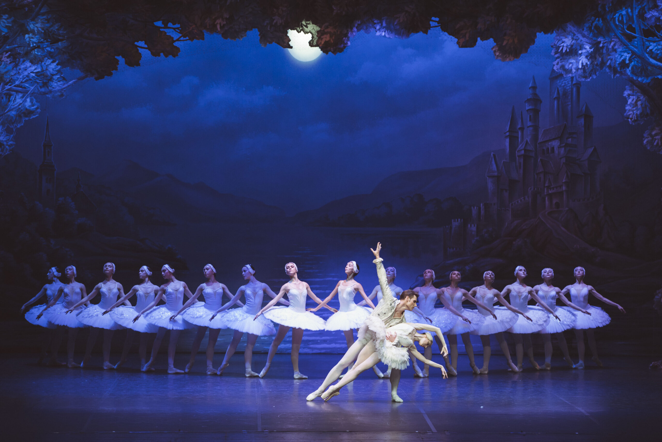 Costume Tutù Body Da Danza Per Bambina - Lago Dei Cigni, Ballerina, Spettacolo Teatrale - Foto 3